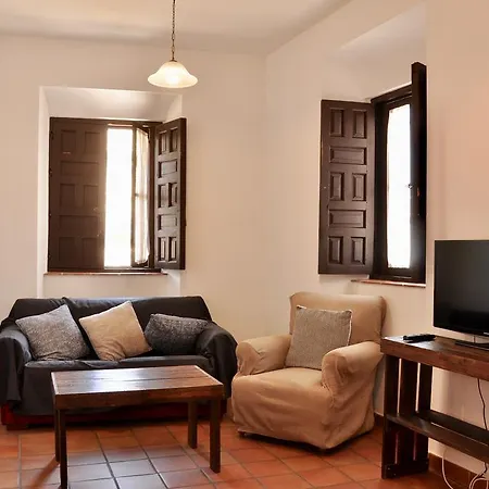 Plaza Apartamento *